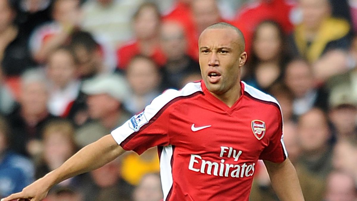 C9不断突破!,萨拉赫连续五场比赛得分超过表现优异观众掌声雷动(萨拉赫比阿扎尔更胜一筹) C9不断突破!,萨拉赫连续五场比赛得分超过表现优异观众掌声雷动(萨拉赫比阿扎尔更胜一筹)