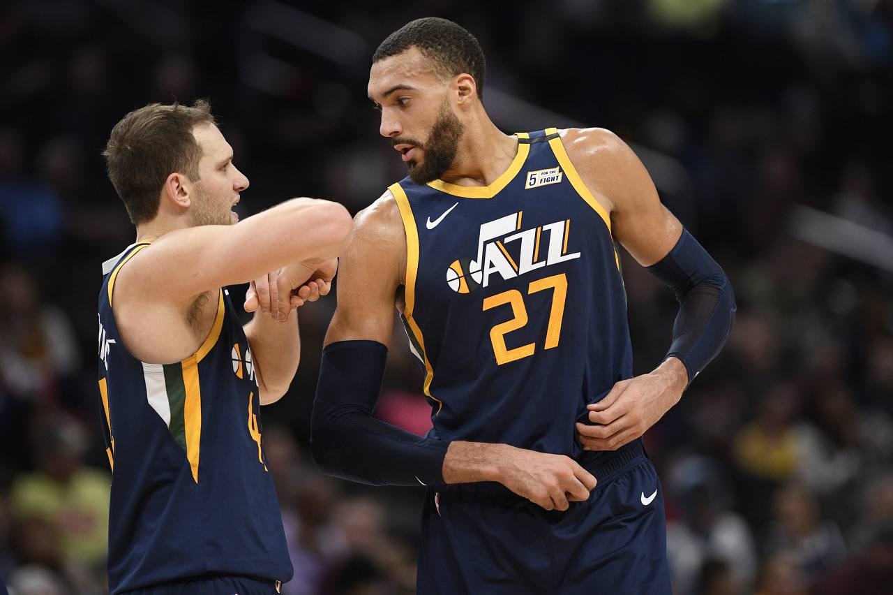  巴黎圣日耳曼4比2曼城详情 